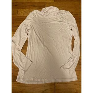 Tahari, women's thin white long sleeve casual turtleneck t shirt size XS
